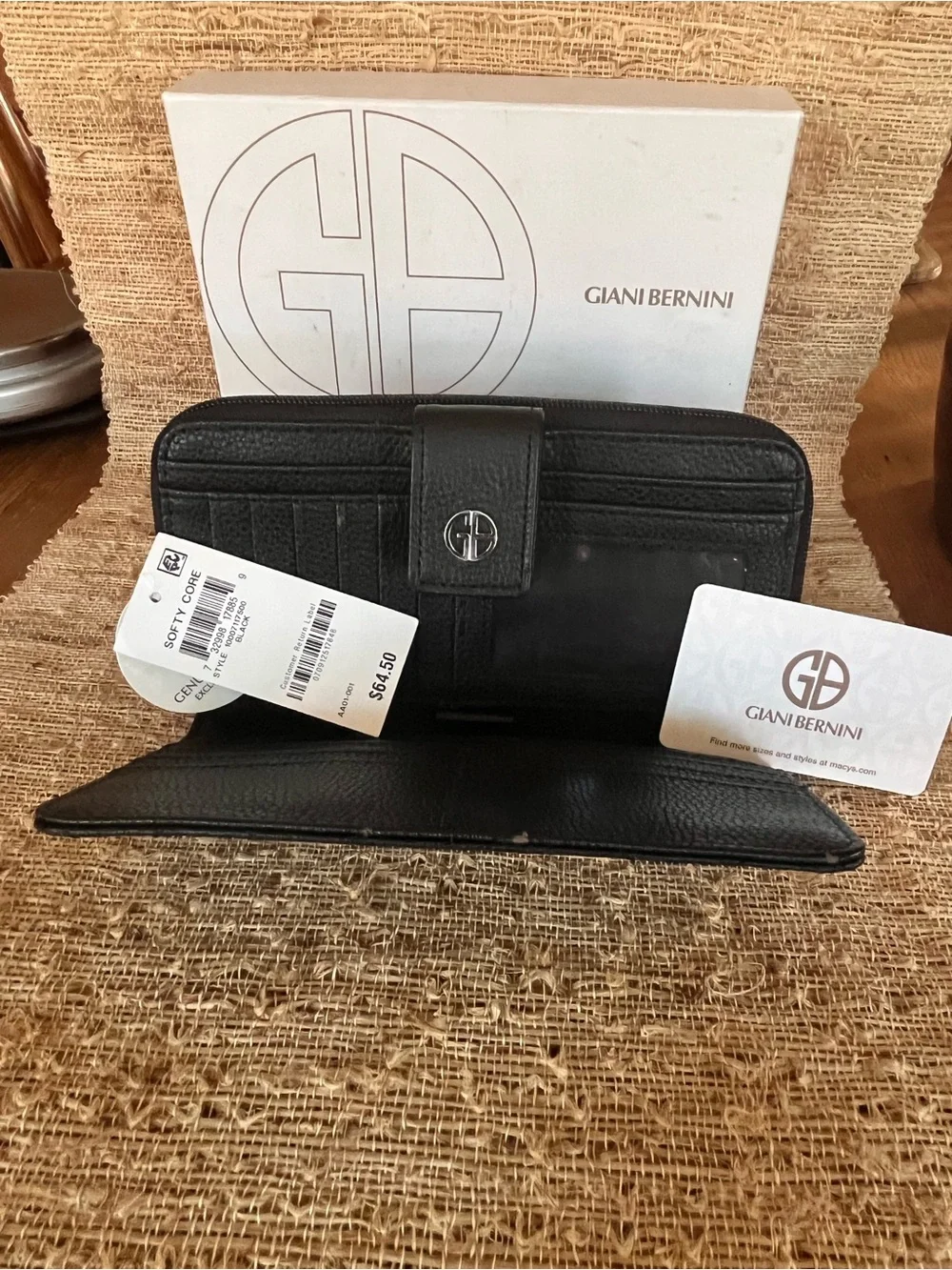 NWT Giani Bernini Black Quilted Leather Zip-Around Wallet with Turnlock